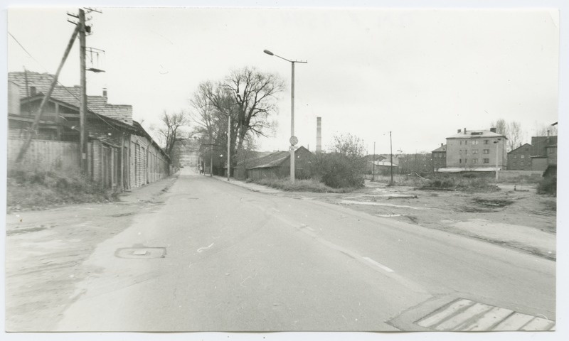 Vaade piki J. Tompi tänavat