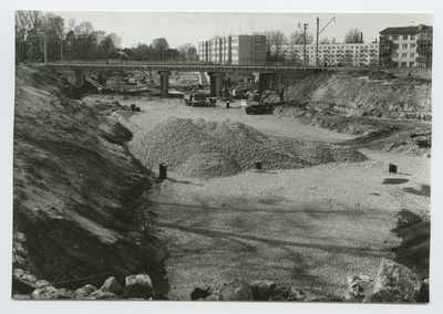 Tallinn. Tammsaare tee pikendus Järvel. Vaade teeehitusele Pärnu mnt poolt  similar photo