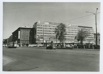 Tallinn. Teenindusmaja. Vaade Viru väljaku poolt  duplicate photo