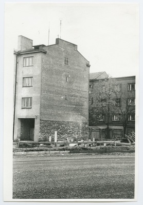 Tulemüür kivihoonel Kreuksi t. 32 a  duplicate photo