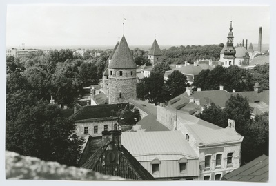 Tallinn. Vaade Toompealt Tornide väljaku poole  duplicate photo