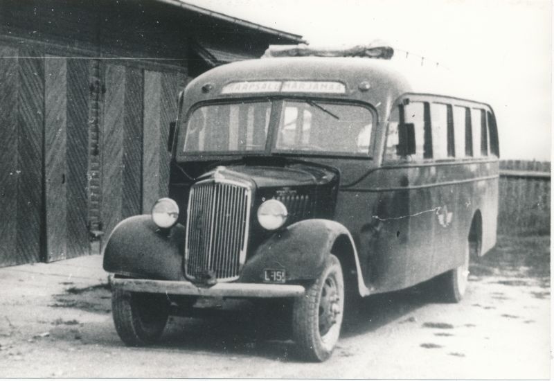 Photo. Bus. Oü "Motor" Reo No. 107 in 1939.