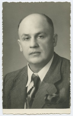 Georg Taleš  duplicate photo