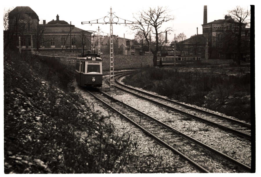 Tram going to Lasnamäe