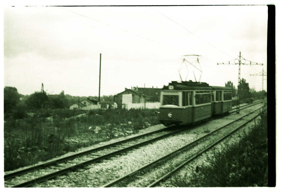 Tartu mnt. Coming tram