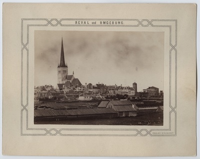 Tallinn, vaade vanalinnale idast, vasakul Oleviste kirik, paremal Paks Margareeta. Seeria "Reval und Umgebung".  duplicate photo