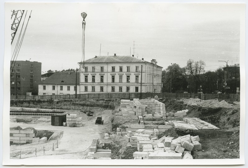 Raamatukogu ehitamine Tõnismäel