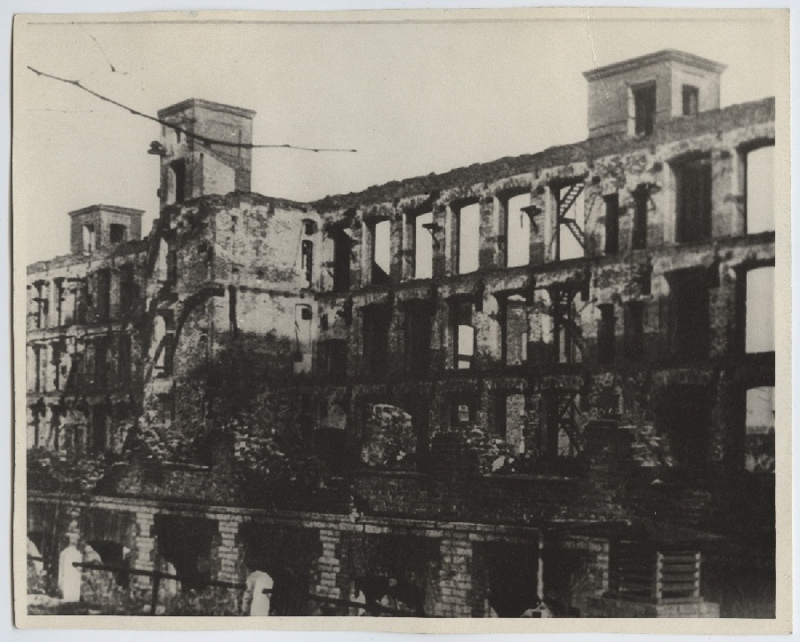 Tallinn, Kopli tänav 35, Balti Manufaktuur purustatud sakslaste poolt Teises maailmasõjas.