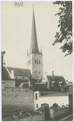 Vaade Oleviste kirikule  duplicate photo