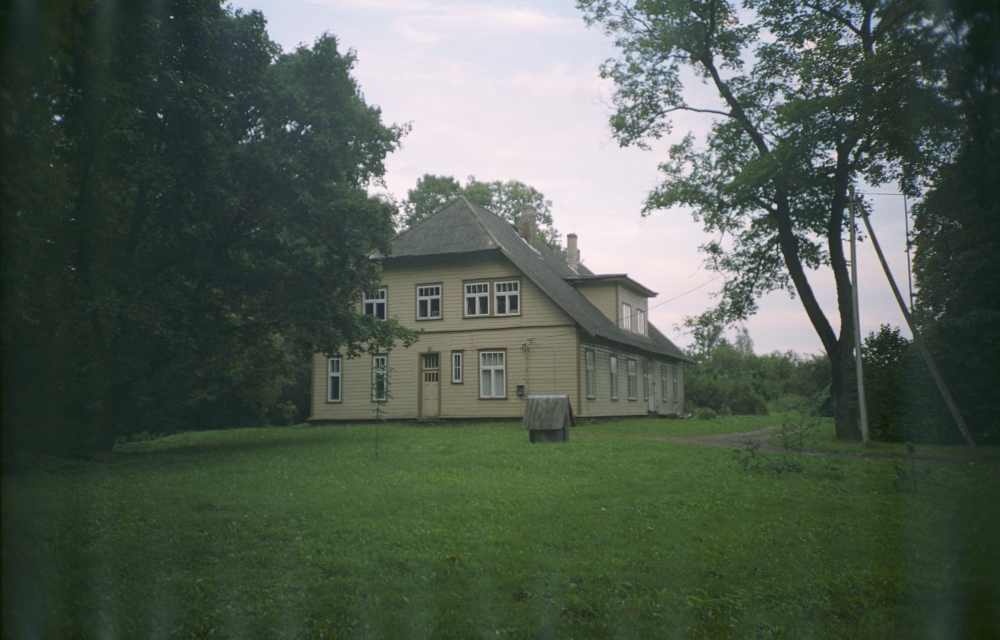 Cleaning of the church manor