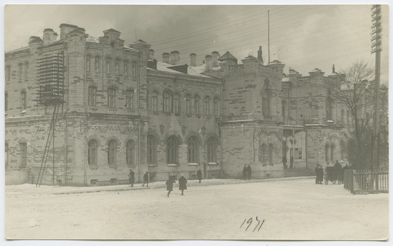 Balti jaama hoone fassaad