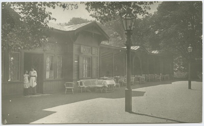 Restoran suveaed  duplicate photo