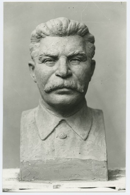 J.V. Stalini portreebüst, umbes 1941. aastast.  duplicate photo
