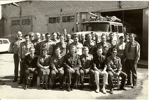 Group photo, Paide VTÜ (feuer protection) on the anniversary of 1989.