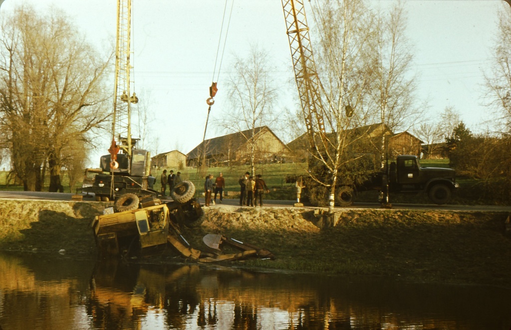 GNST - J.Gagarini nimeline näidissovhoostehnikum