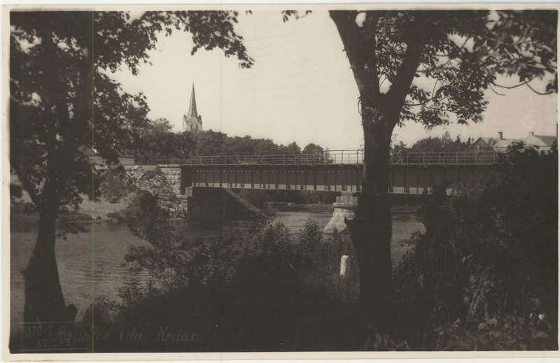 Railway bridge in Keilas