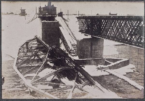 Photo, Narva railway and highway bridge, beginning of January 1919