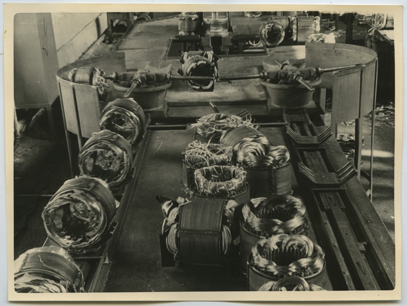 5. gabariidi elektrimootorite mähkimise konveier.