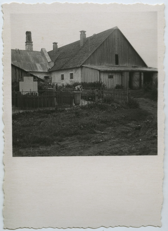 Evgeni Nikonovi haud