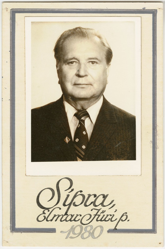 Foto albumist Tallinna TK ENSV teenelised kaubandustöötajad ajavahemikust 1967-1991. Elmar Sipra, Jüri poeg. 1980.