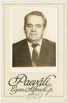 Foto albumist Tallinna TK ENSV teenelised kaubandustöötajad ajavahemikust 1967-1991. Egon Paeväli, Alfredi poeg. 1979.  duplicate photo