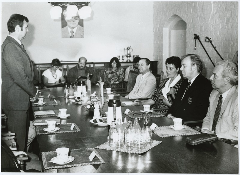 Tallinna delegatsioon Schwerini ringkäigul, linnavalitsuses, 12.06.1989. a.