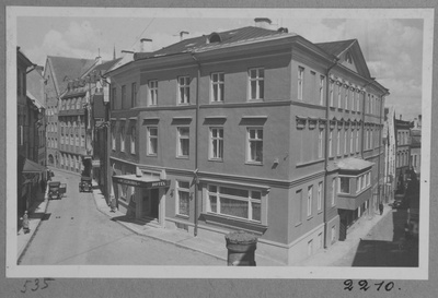 Tallinn. Hotell Peterburg.  similar photo