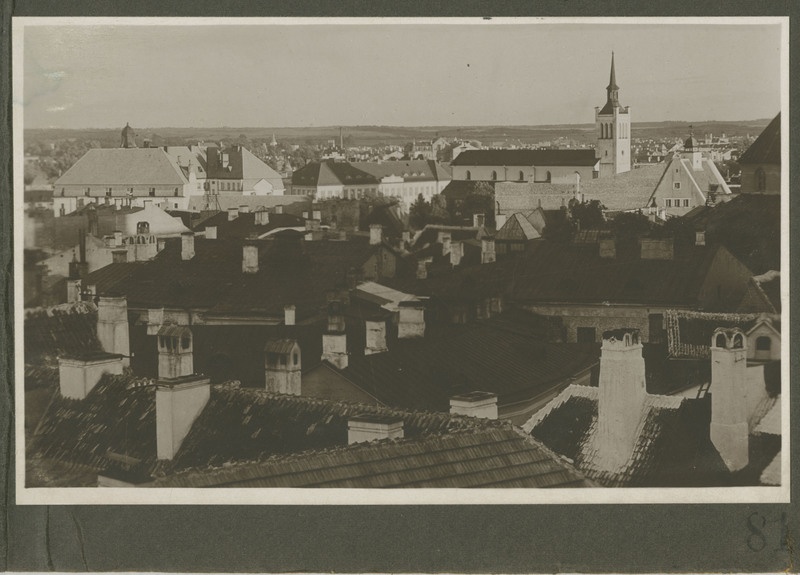 Tallinn. Vaade vanalinnale ja Tallinna Jaani kirikule.