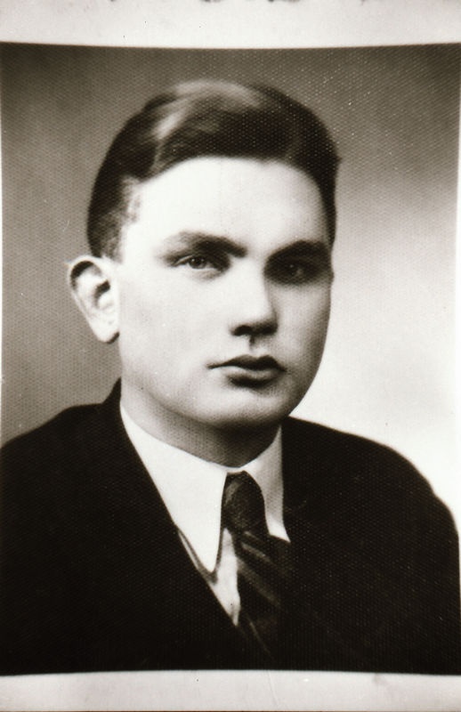 Lohusalu raamatukogu juhataja Voldemar Migur