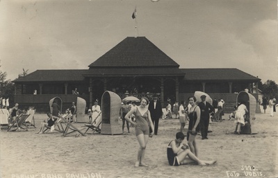 Pärnu beach : Pavilion  duplicate photo
