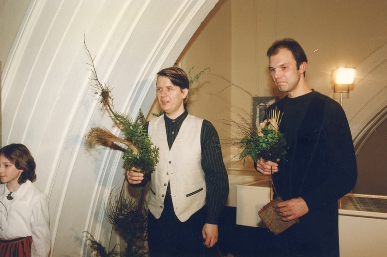 ELUL ON HINGEMAA,Paap,Ü nahkehistöö