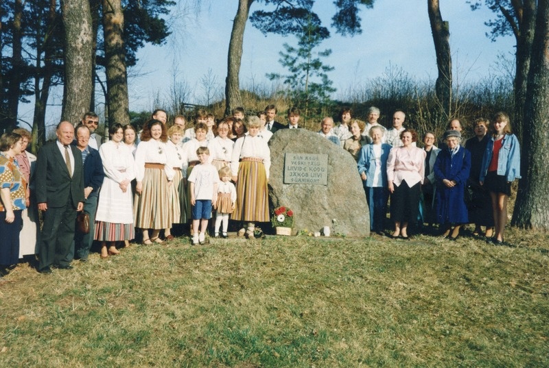Juhan Liiv 134, Vennad Liivid muusikas