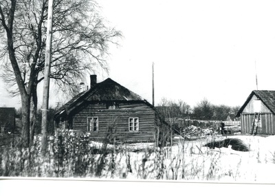 Plakso-Madise talu üldvaade  similar photo