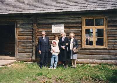 Juhan Liivi sünniaastapäev  similar photo