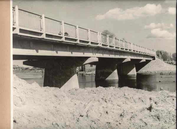 Friction bridge