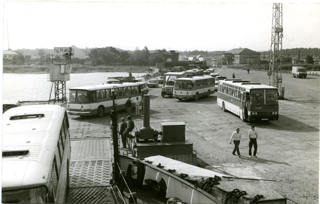 Baltic chain, buses drive to ferry in the harbour