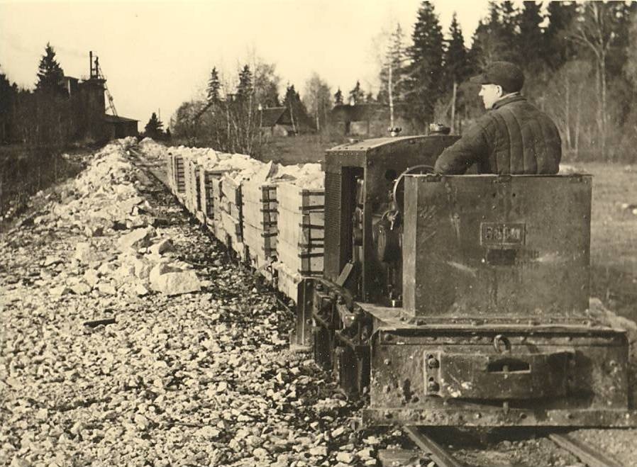 Pae transport by rail