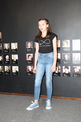 XXX koolinoorte etlusvõistluse lõppvooru esineja Olga Hrustaljova  similar photo