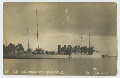 Destroyers "Lennuk" and "Vambola" in Pärnu  duplicate photo