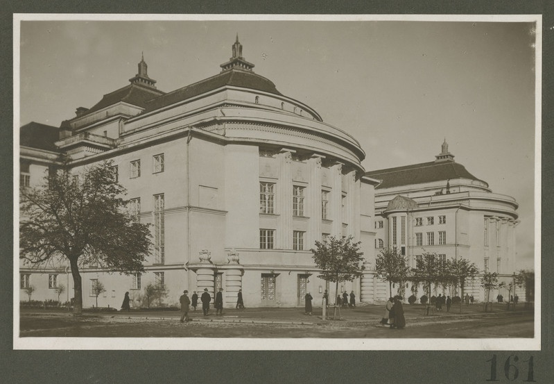 Tallinn. Eesti Teater Estonia hoone.