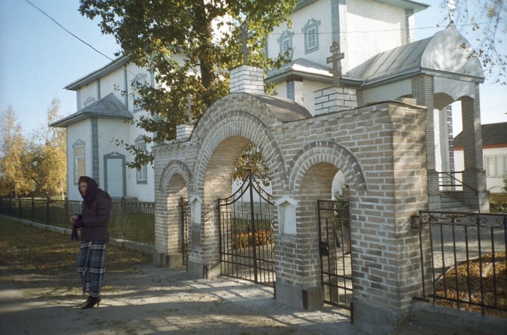 The gates of Mustvee ancient church