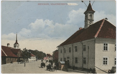 Kuressaare, paremal Raekoda  similar photo