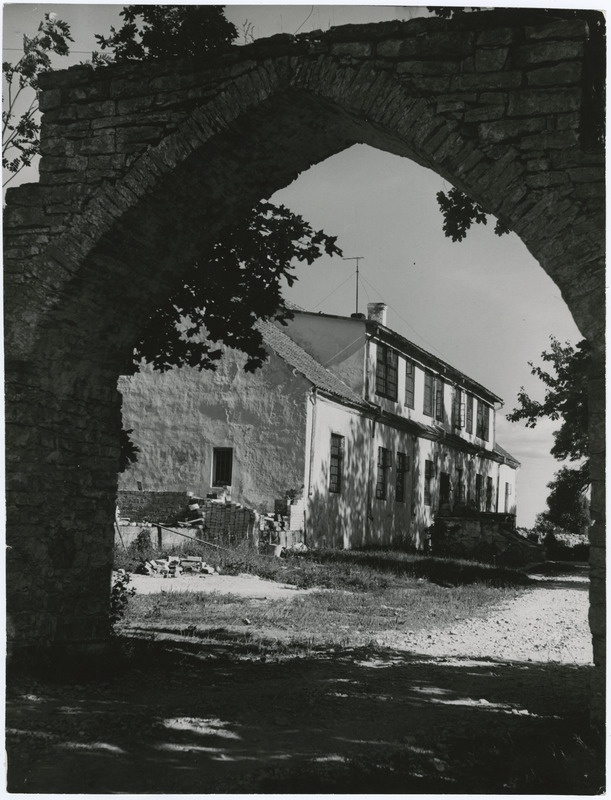 Stseen filmist "Gladiaator" (1969, rež. Veljo Käsper). Pilguse Psühhiaatriahaigla (endine Pilguse mõis)