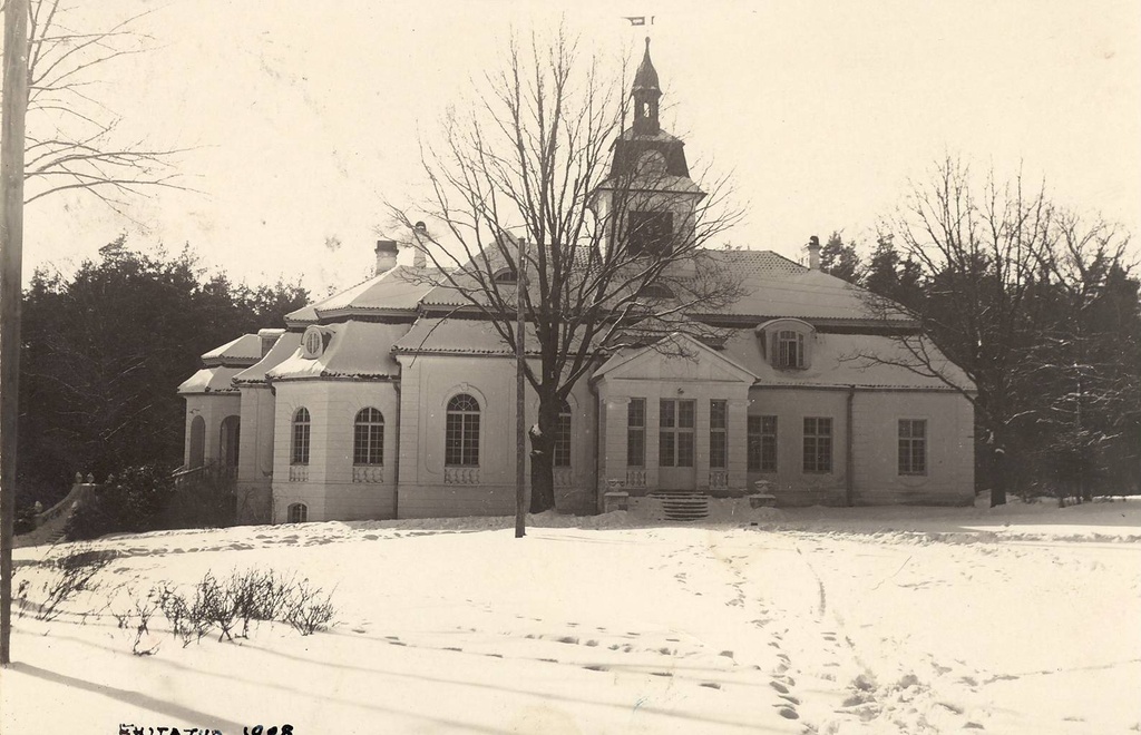 Taheva Manor building