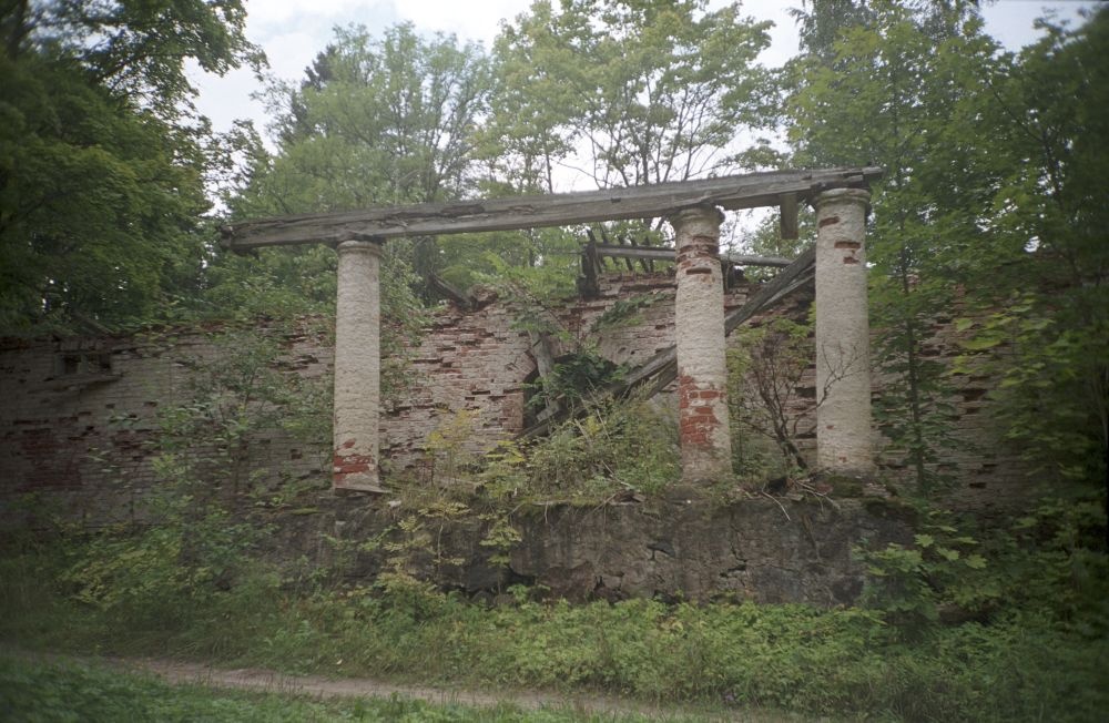 Ruins of Taheva Manor