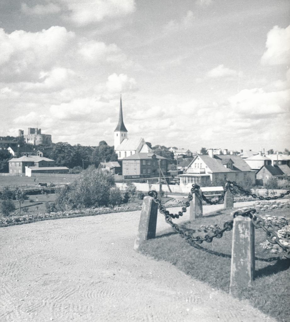 Rakvere, view from the foot of the Monument of the War of Independence