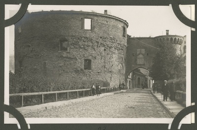 Tallinn. Suure rannavärava eesvärav, paks Margareete  duplicate photo