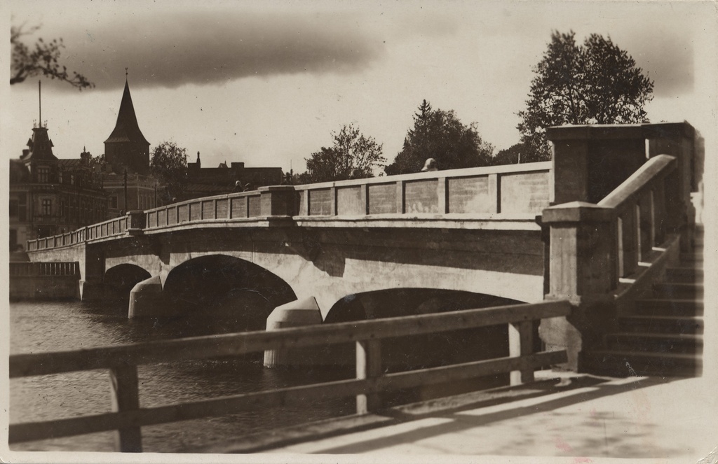 Estonia : Tartu Freedom Bridge