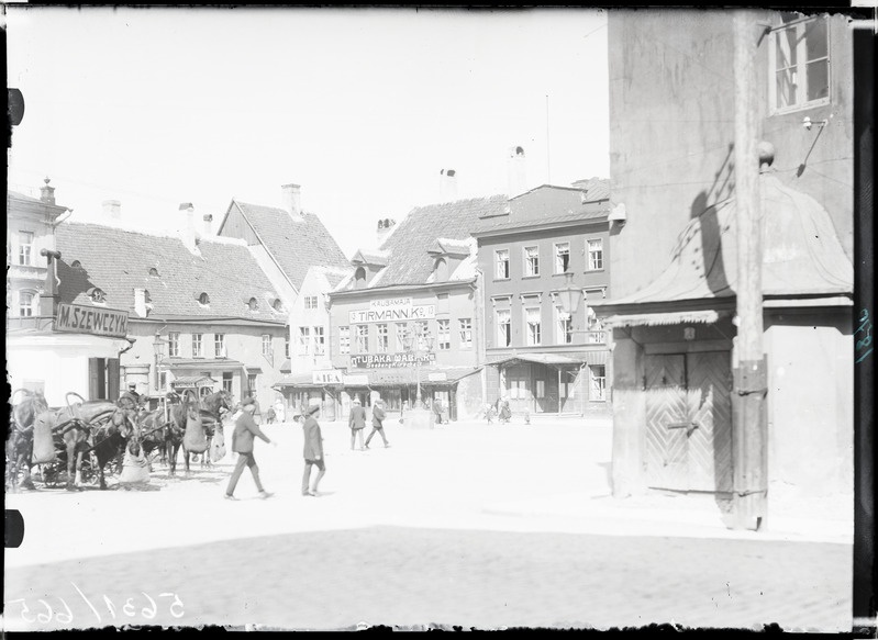 Raekoja plats