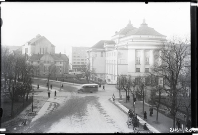 Vaade "Estonia" teatrile ja Draamateatrile  similar photo